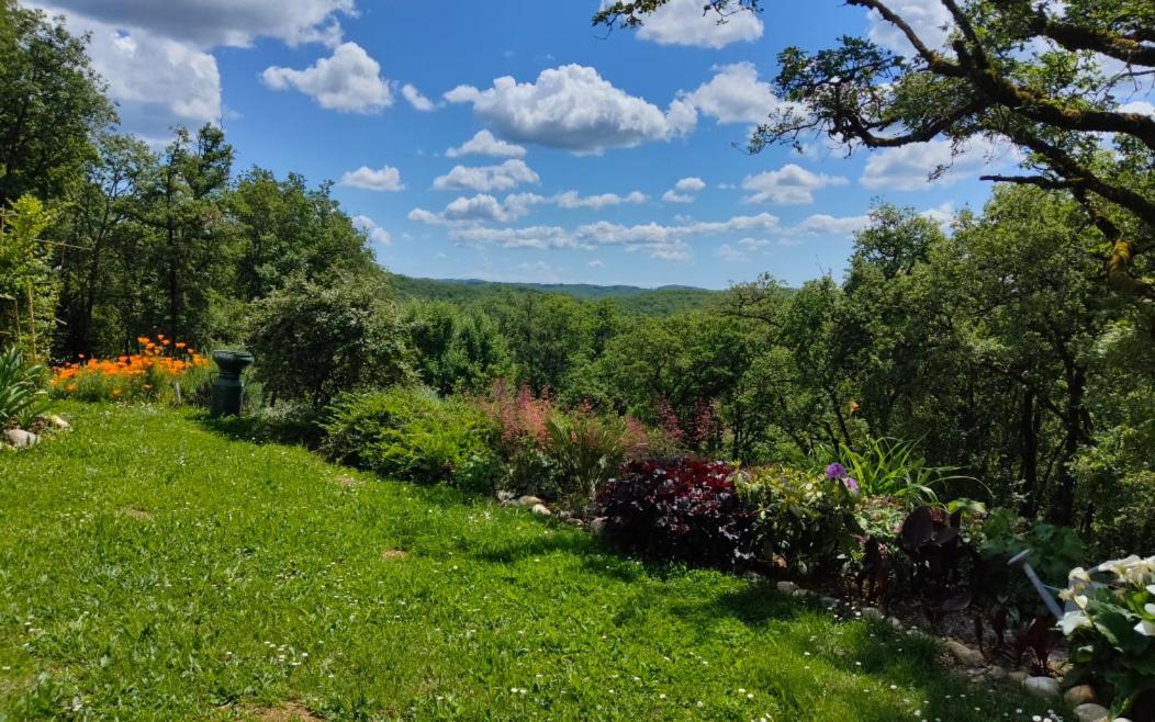 Le Colombie Gouleme Bed & Breakfast Concores Eksteriør bilde