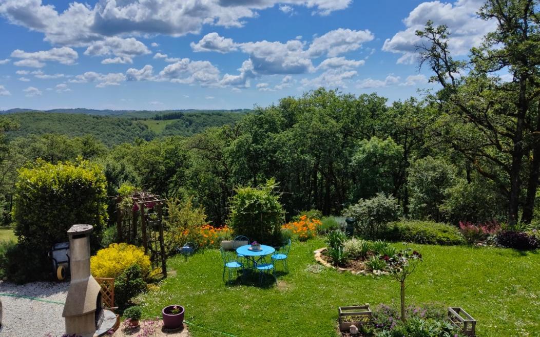 Le Colombie Gouleme Bed & Breakfast Concores Eksteriør bilde